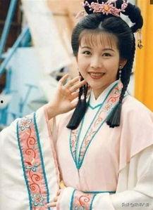 蔡少芬吃瓜张晋,夫妻甜蜜互动引网友热议