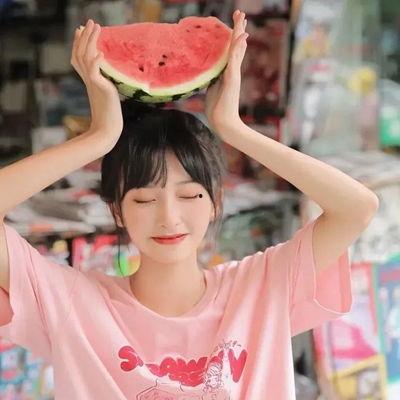 十八楼吃瓜少女,揭秘吃瓜少女的校园生活点滴