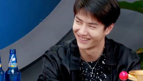 导演吃瓜深情眼,揭秘影视幕后那些不为人知的瞬间