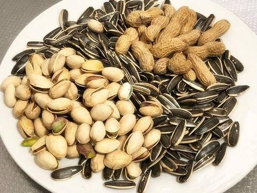 吃瓜花生,揭秘娱乐圈背后的甜蜜与苦涩