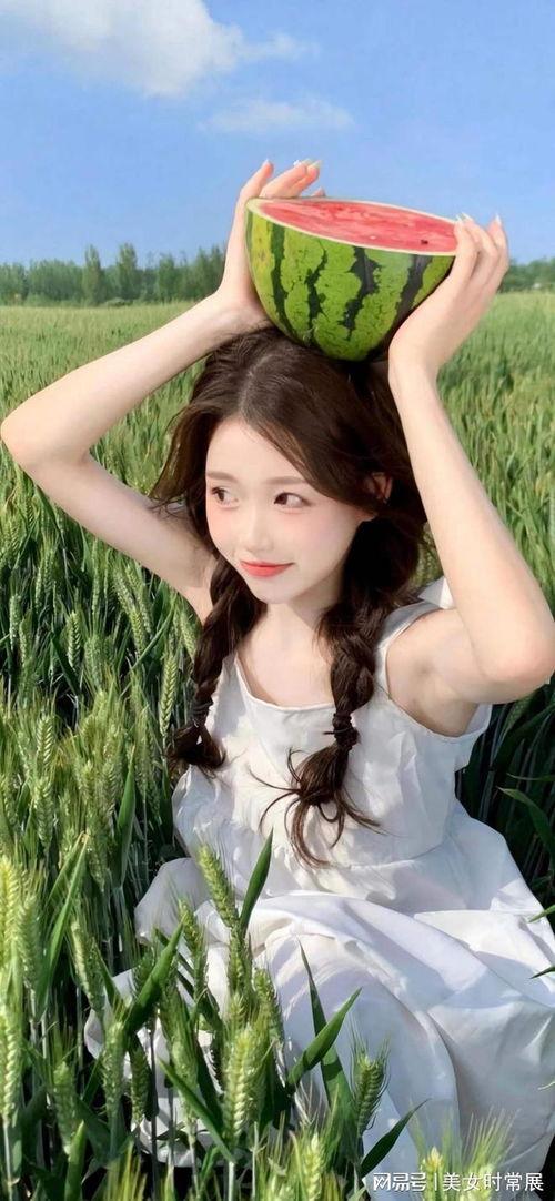 吃瓜少女麦麦,揭秘娱乐圈幕后故事