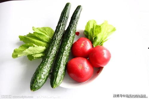 夏日吃瓜周岁照片大全,周岁萌娃秀