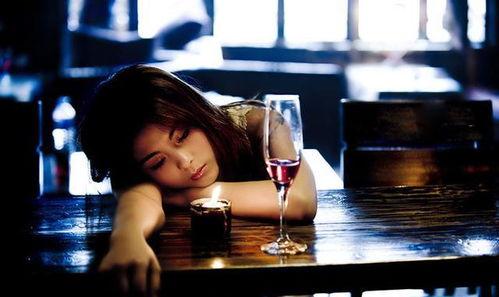 吃瓜喝酒少女视频下载,瓜酒少女热舞视频独家下载