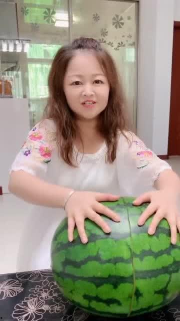 小喜悦吃瓜,揭秘娱乐圈那些不为人知的幕后故事