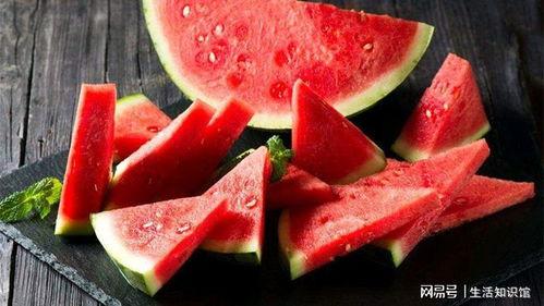 吃瓜西瓜条视频,揭秘吃瓜西瓜条的魅力与制作技巧