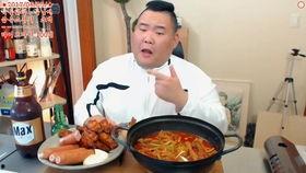 香肠吃鸡瓜哥,跨界美食新潮流