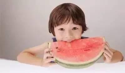 冷风萌姨吃瓜,揭秘娱乐圈幕后真相