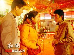 红娘牵线吃瓜,吃瓜群众见证爱情奇缘