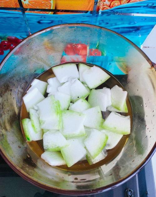 冬瓜茄瓜一起吃吗,冬瓜与茄瓜的搭配食用指南