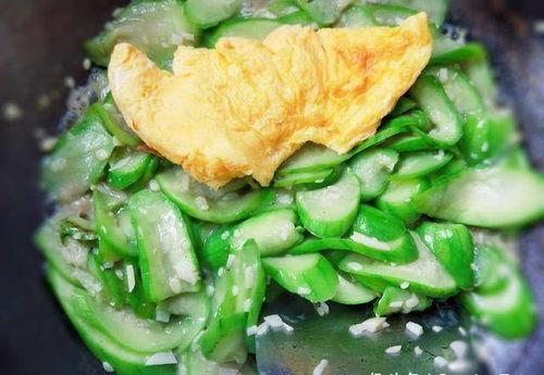 吃瓜不信瓜皮肤,揭秘网络谣言背后的真相